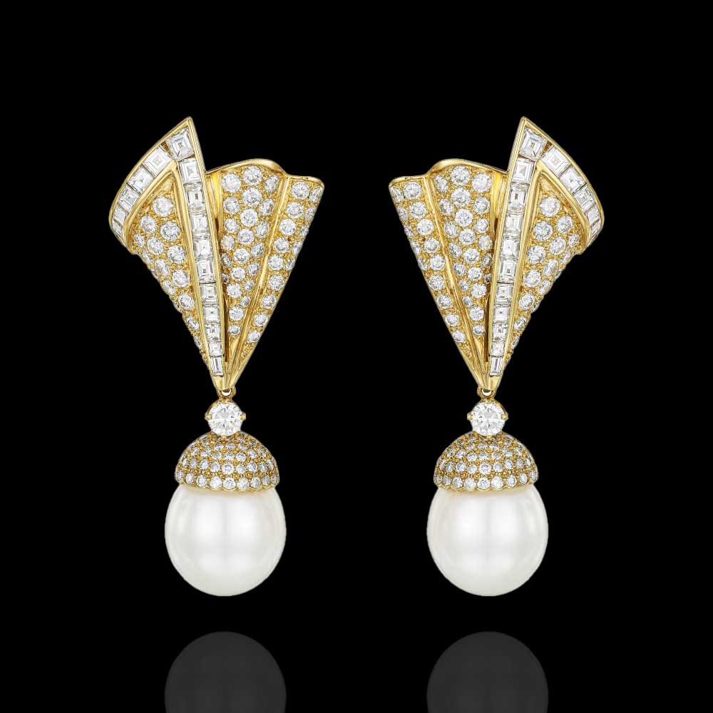 Luxurious Pearl Drop Earrings with Diamond look Stones