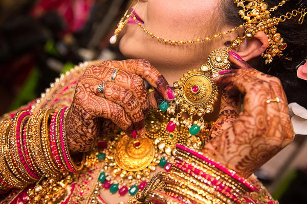 The Best Approaches for Caring for Gold Jewelry