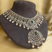 Detachable Emerald Diamond Look Bridal Choker with Pearls in Gold Polish