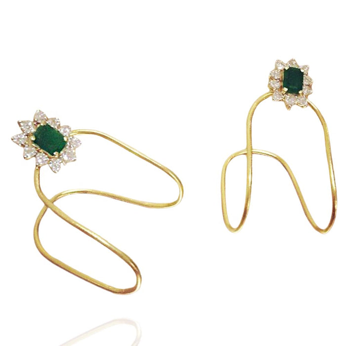 Baby Simple Arm Vanki Design with Gold Polish 