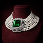 Emerald Pearl Choker Necklace with Diamond Look Pendant in Gold Polish