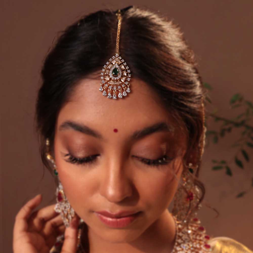 Delicate Diamond Look Bridal Maang Tikka in Small Size