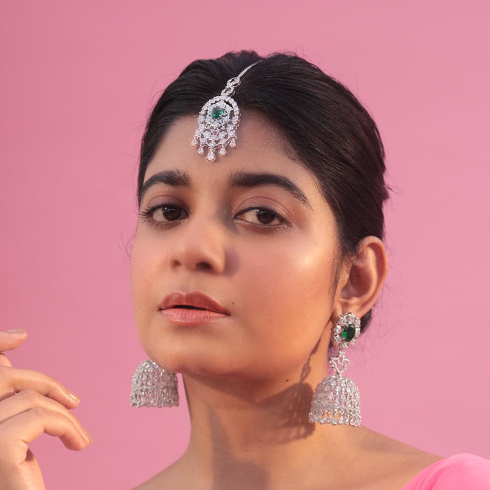 Diamond & Eemrald Bridal Mangtikka