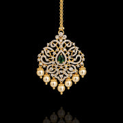 Emerald Center Mangtikka Design with Cascading Pearls