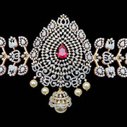  Diamond Vadanam with Intricate Center Motif Design