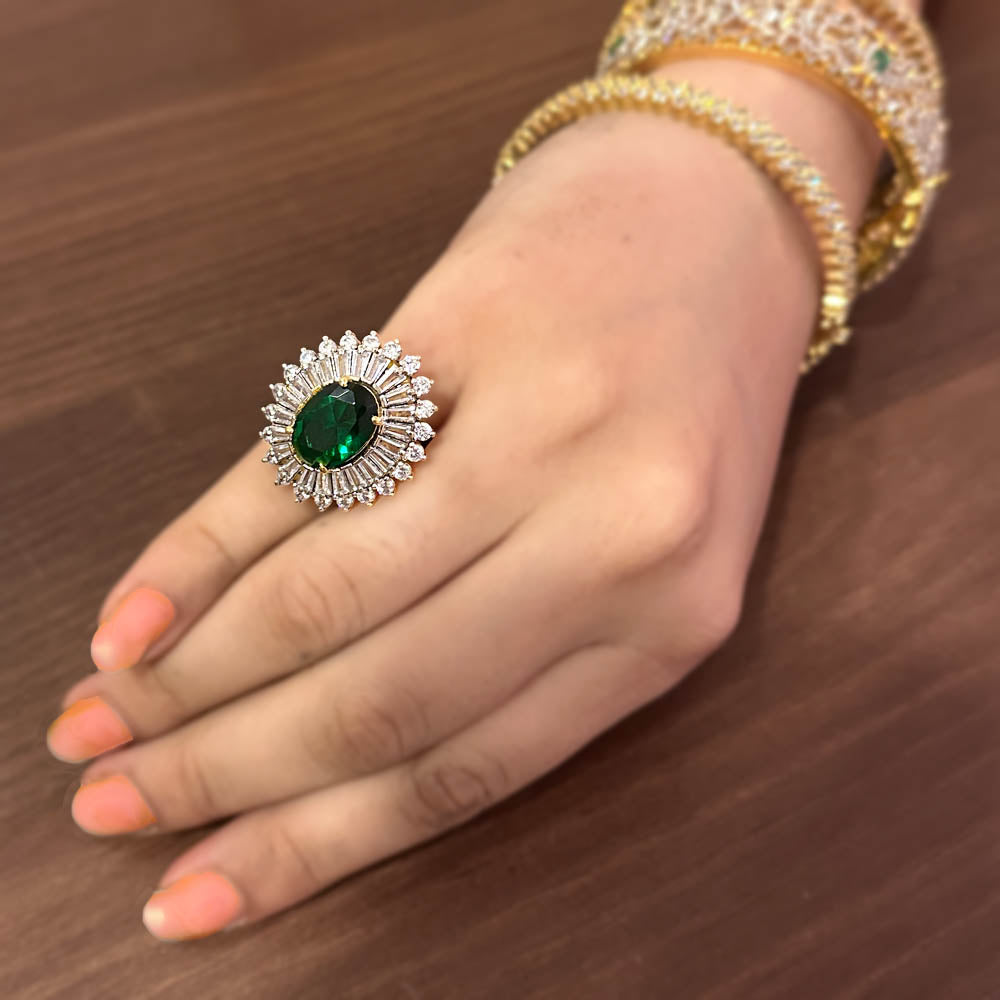 Petite Emerald Cocktail Ring – Victoria Six