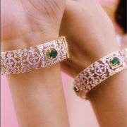 Flower Bangle with DIamonds & Gold