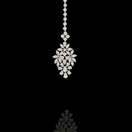 Small Diamond Look Delicate Bridal Mangtikka with Sparkling Diamond CZ