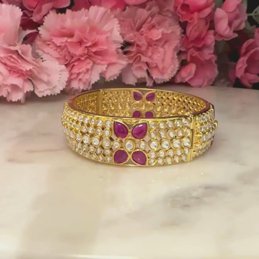 Polki bangle with Splendor