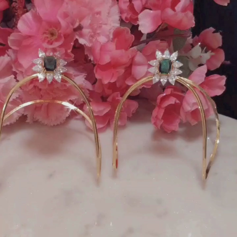 Baby Simple Arm Vanki Design with Gold Polish 