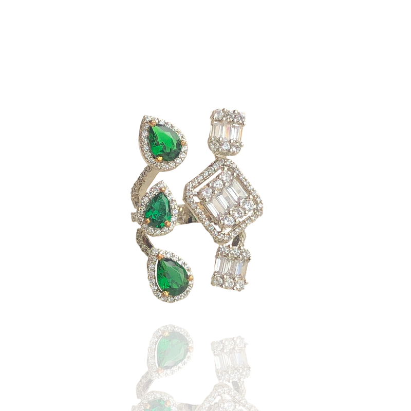 A Class Apart - Sneha Rateria Store