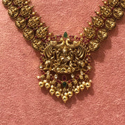 Dusted with Gold - Sneha Rateria Store
