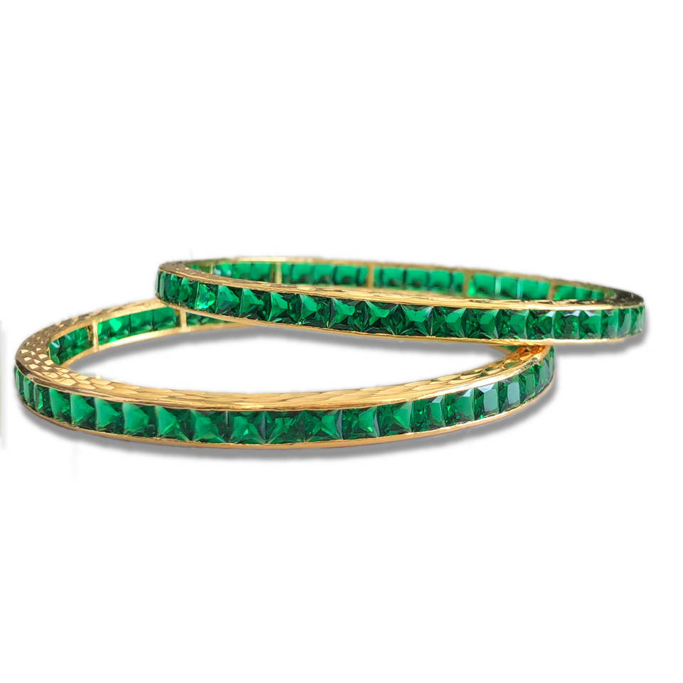 Buy Emerald Bangles Online Many More at Sneha Rateria. Sneha