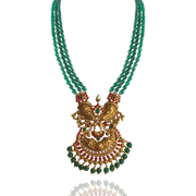 Mesmerizing Design - Sneha Rateria Store