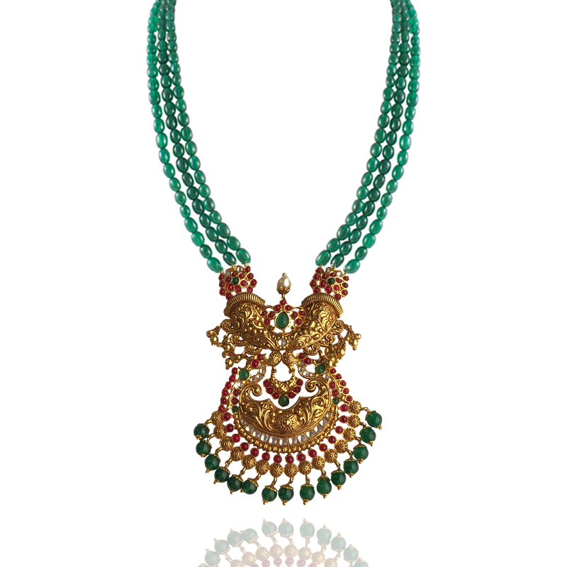 Mesmerizing Design - Sneha Rateria Store